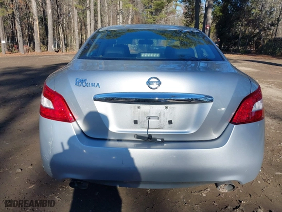 2009 Nissan Maxima 3.5 S with VIN 1N4AA51E19C853663, listed as a IAAI auction lot 41327128 with 127,118 mi miles. Bid and sale history available at carsss.com. Image 16.