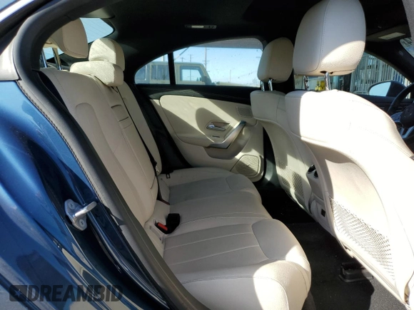2022 Mercedes-Benz CLA 250 z VIN W1K5J4GB4NN251525, wystawiony jako Copart lot #74494414 z przebiegiem 45 792 mil mil oraz Szkoda całkowita • Salvage title. Historia ofert i sprzedaży dostępna na DreamBid. Obrazek 10.