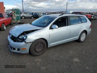 2013 Volkswagen Jetta SportWagen SE w/Sunroof with VIN 3VWPP7AJ1DM635612, listed as a Copart auction lot 78551054 with 157,386 mi miles and Salvage Title. Bid and sale history available at carsss.com. Image 1.