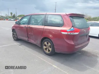 2012 Toyota Sienna с VIN 5TDZK3DC5CS195229, выставлен на аукционе IAAI как лот 42291832 с пробегом 209 120 миль миль и . История ставок и продаж доступна на DreamBid. Изображение 3.