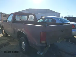 1986 GMC Sonoma with VIN 1GTBS14EXG2502284, listed as a IAAI auction lot 41273610 with 154,805 mi miles and . Bid and sale history available at DreamBid. Image 3.