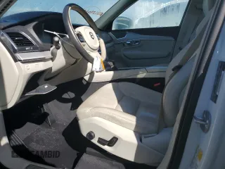 2022 Volvo XC90 Momentum with VIN YV4102CK3N1839605, listed as a Copart auction lot 75036544 with Not Provided miles and Salvage Title. Bid and sale history available at DreamBid. Image 7.
