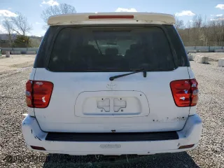 2001 Toyota Sequoia Limited with VIN 5TDBT48A51S000739, listed as a Copart auction lot 50018255 with 290,977 mi miles and Non Repairable. Bid and sale history available at carsss.com. Image 6.