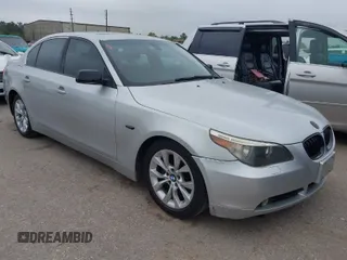 2007 BMW 5 Series 525i with VIN WBANE53597CW59938, listed as a IAAI auction lot 41886097 with 184,569 mi miles and . Bid and sale history available at carsss.com. Image 1.