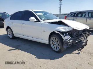 2011 BMW 3 Series 328i с VIN WBAPH5C56BA445624, выставлен на аукционе Copart как лот 54777105 с пробегом Не указан миль и Списание • Salvage title. История ставок и продаж доступна на DreamBid. Изображение 4.