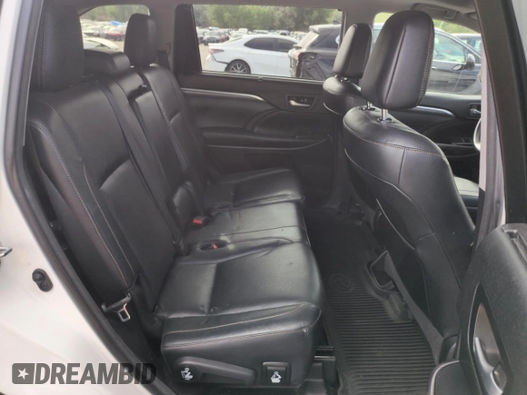 2018 Toyota Highlander Limited with VIN 5TDDZRFH5JS830030, listed as a Copart auction lot 60102625 with 106,589 mi miles and Salvage title. Bid and sale history available at DreamBid. Image 11.