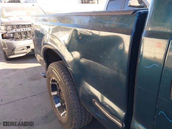 1999 Ford Super Duty F-250 XL with VIN 1FTNW20L2XEC39945, listed as a IAAI auction lot 41341682 with 368,263 mi miles. Bid and sale history available at carsss.com. Image 14.