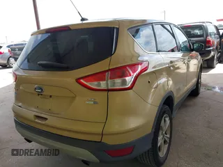 2014 Ford Escape SE with VIN 1FMCU9GX2EUC04173, listed as a IAAI auction lot 42745018 with Not provided miles and . Bid and sale history available at DreamBid. Image 4.