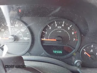 2007 Jeep Wrangler X с VIN 1J4FA24177L229123, выставлен на аукционе IAAI как лот 42199959 с пробегом 78 506 миль миль и . История ставок и продаж доступна на DreamBid. Изображение 7.
