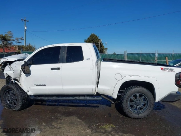2015 Toyota Tundra 2WD Truck SR5 with VIN 5TFRY5F10FX178861, listed as a IAAI auction lot 41566300 with NaN miles. Bid and sale history available at carsss.com. Image 14.