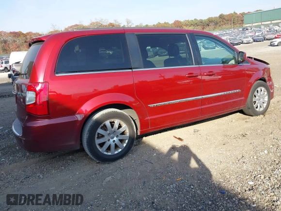 2015 Chrysler Town & Country Touring with VIN 2C4RC1BG8FR587965, listed as a IAAI auction lot 40741458 with 138,384 mi miles and . Bid and sale history available at carsss.com. Image 4.