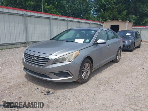 2016 Hyundai Sonata SE с VIN 5NPE24AFXGH367060, выставлен на аукционе IAAI как лот 42492315 с пробегом 198 065 миль миль и . История ставок и продаж доступна на DreamBid. Изображение 2.