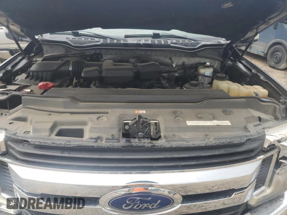 2018 Ford F-250 XL with VIN 1FT7W2B65JEB83300, listed as a Copart auction lot 55920255 with 104,125 mi miles and Salvage title. Bid and sale history available at DreamBid. Image 11.