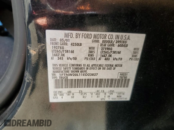 2001 Ford Super Duty F-250 XL with VIN 1FTNW20L11ED23827, listed as a Copart auction lot 82335324 with 223,835 mi miles and Salvage Title. Bid and sale history available at carsss.com. Image 14.