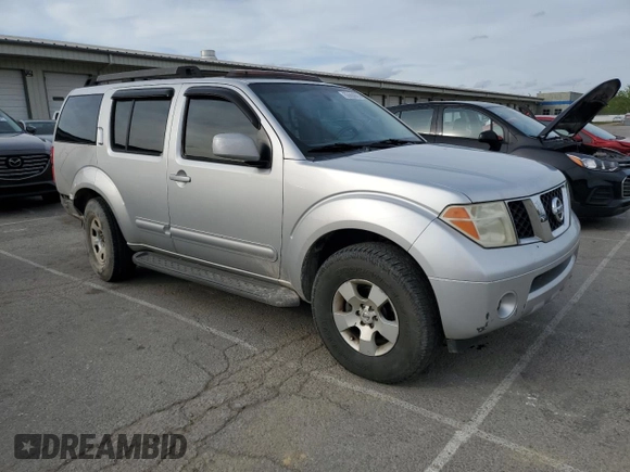 2006 Nissan Pathfinder SE z VIN 5N1AR18U76C662295, wystawiony jako Copart lot #53984805 z przebiegiem 314 037 mil mil oraz Szkoda całkowita • Salvage title. Historia ofert i sprzedaży dostępna na DreamBid. Obrazek 4.