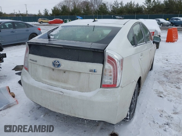 2015 Toyota Prius Four with VIN JTDKN3DU3F1933788, listed as a IAAI auction lot 41602001 with 324,092 mi miles. Bid and sale history available at carsss.com. Image 4.