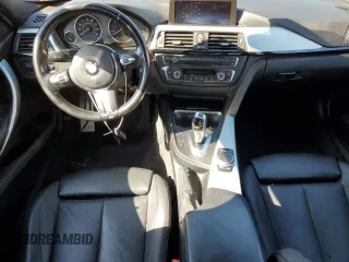 2015 BMW 3 Series 328i xDrive z VIN WBA3B3C59FJ985561, wystawiony jako Copart lot #55222995 z przebiegiem 116 610 mil mil oraz Szkoda całkowita • Salvage title. Historia ofert i sprzedaży dostępna na DreamBid. Obrazek 8.