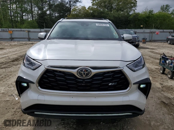 2024 Toyota Highlander LE z VIN 5TDKDRBH1RS538009, wystawiony jako Copart lot #54830155 z przebiegiem 18 607 mil mil oraz Szkoda całkowita • Salvage title. Historia ofert i sprzedaży dostępna na DreamBid. Obrazek 5.