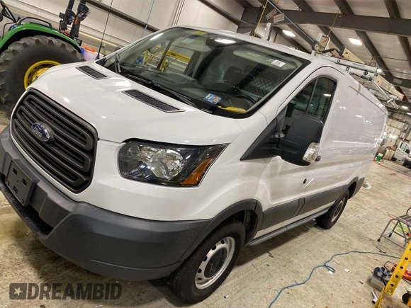 2016 Ford Transit z VIN 1FTYR1YM4GKB55543, wystawiony jako IAAI lot #42504585 z przebiegiem 104 991 mil mil oraz . Historia ofert i sprzedaży dostępna na DreamBid. Obrazek 13.