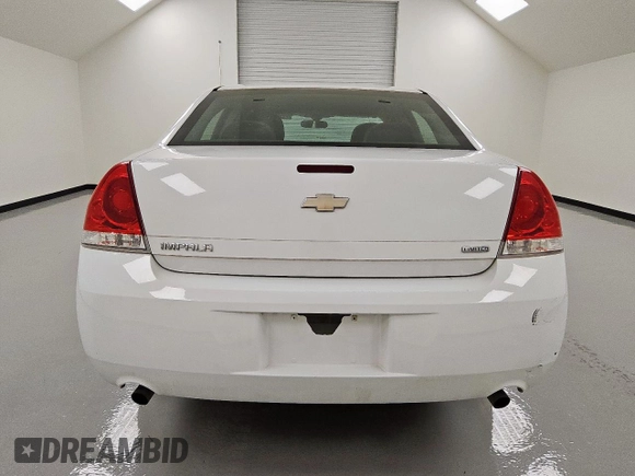 2014 Chevrolet Impala LS z VIN 2G1WA5E3XE1170538, wystawiony jako Copart lot #57675165 z przebiegiem 154 114 mil mil oraz Czysty tytuł • Clean title. Historia ofert i sprzedaży dostępna na DreamBid. Obrazek 6.