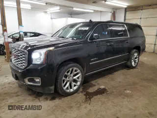 2020 GMC Yukon XL Denali with VIN 1GKS2HKJ3LR284607, listed as a Copart auction lot 86979224 with 85,304 mi miles and Salvage Title. Bid and sale history available at carsss.com. Image 1.