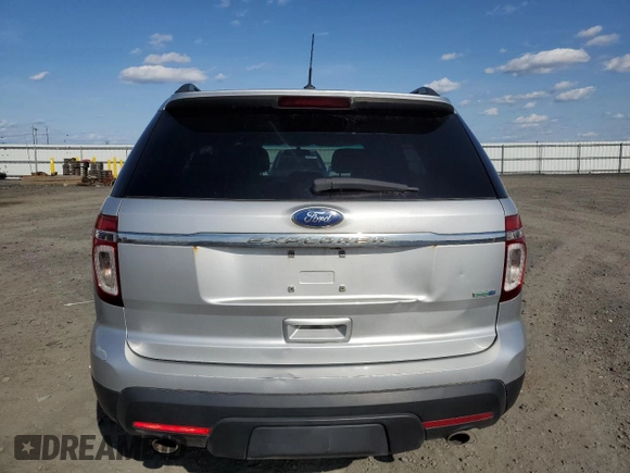 2014 Ford Explorer z VIN 1FM5K8B83EGA02675, wystawiony jako Copart lot #54569055 z przebiegiem 243 368 mil mil oraz Szkoda całkowita • Salvage title. Historia ofert i sprzedaży dostępna na DreamBid. Obrazek 6.
