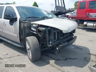 2010 Chevrolet Tahoe LT с VIN 1GNUCBE09AR216446, выставлен на аукционе IAAI как лот 42002298 с пробегом 278 738 миль миль и . История ставок и продаж доступна на DreamBid. Изображение 6.