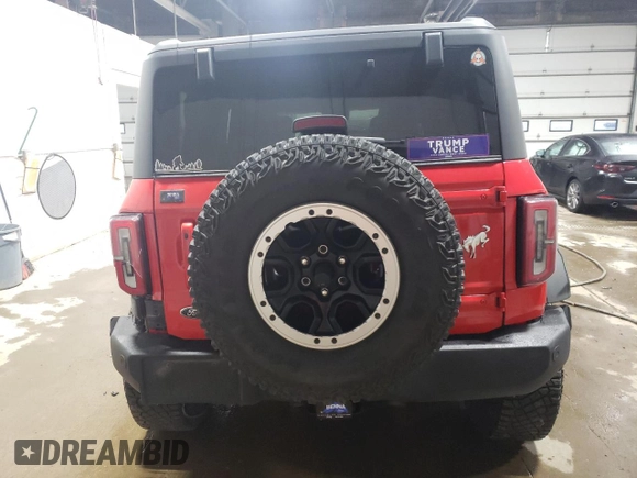 2023 Ford Bronco with VIN 1FMDE5DH2PLB06826, listed as a Copart auction lot 83089214 with 16,959 mi miles and Salvage Title. Bid and sale history available at DreamBid. Image 6.