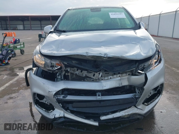 2017 Chevrolet Trax LS with VIN 3GNCJKSBXHL289303, listed as a IAAI auction lot 41899197 with 103,267 mi miles. Bid and sale history available at carsss.com. Image 6.