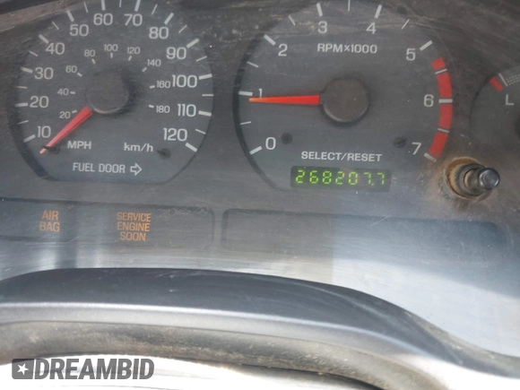2004 Ford Mustang Deluxe z VIN 1FAFP44684F179912, wystawiony jako IAAI lot #42359560 z przebiegiem 268 207 mil mil oraz . Historia ofert i sprzedaży dostępna na DreamBid. Obrazek 7.
