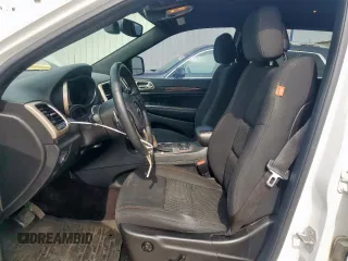 2017 Jeep Grand Cherokee Laredo z VIN 1C4RJFAG9HC620326, wystawiony jako Copart lot #57279455 z przebiegiem 169 750 mil mil oraz Szkoda całkowita • Salvage title. Historia ofert i sprzedaży dostępna na DreamBid. Obrazek 7.