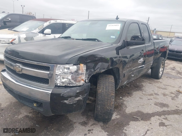 2007 Chevrolet Silverado 1500 Work Truck with VIN 1GCEC19C67Z509399, listed as a IAAI auction lot 41265865 with 324,438 mi miles. Bid and sale history available at carsss.com. Image 22.