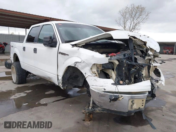 2014 Ford F-150 XL with VIN 1FTFW1EF8EKD10436, listed as a IAAI auction lot 41903297 with 209,929 mi miles. Bid and sale history available at carsss.com. Image 1.