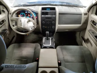 2012 Ford Escape XLS z VIN 1FMCU0C75CKB77464, wystawiony jako Copart lot #54835735 z przebiegiem 225 885 mil mil oraz Nie do naprawy • Non repairable. Historia ofert i sprzedaży dostępna na DreamBid. Obrazek 8.