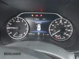 2016 Nissan Maxima SR with VIN 1N4AA6AP9GC428938, listed as a IAAI auction lot 42419663 with 121,501 mi miles and . Bid and sale history available at DreamBid. Image 7.