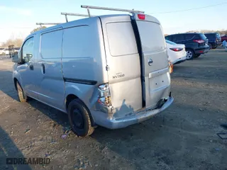 2018 Nissan NV200 Compact Cargo S with VIN 3N6CM0KN1JK692559, listed as a IAAI auction lot 41339957 with 127,124 mi miles. Bid and sale history available at carsss.com. Image 3.