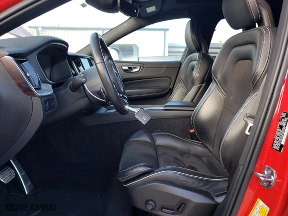 2018 Volvo XC60 R-Design with VIN YV4A22RM1J1076450, listed as a Copart auction lot 79771433 with 26,024 mi miles. Bid and sale history available at carsss.com. Image 7.