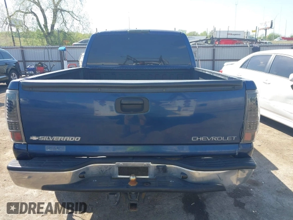 2002 Chevrolet Silverado 1500 LS with VIN 2GCEC19V121311140, listed as a IAAI auction lot 42038512 with 216,228 mi miles and . Bid and sale history available at DreamBid. Image 16.