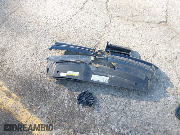 2013 Volkswagen Jetta TDI с VIN 3VWPL7AJ8DM662365, выставлен на аукционе IAAI как лот 42654920 с пробегом 145 785 миль миль и . История ставок и продаж доступна на DreamBid. Изображение 12.