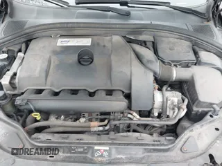 2010 Volvo XC60 3.0T with VIN YV4992DZ8A2084640, listed as a IAAI auction lot 42021744 with 175,618 mi miles. Bid and sale history available at carsss.com. Image 10.