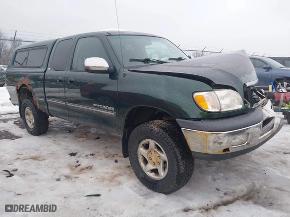2000 Toyota Tundra SR5 with VIN 5TBBT4415YS019543, listed as a IAAI auction lot 41680668 with 195,173 mi miles. Bid and sale history available at carsss.com. Image 1.