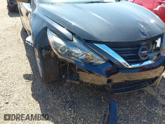 2018 Nissan Altima SV with VIN 1N4AL3AP7JC202705, listed as a IAAI auction lot 41883715 with 50,382 mi miles and . Bid and sale history available at carsss.com. Image 18.