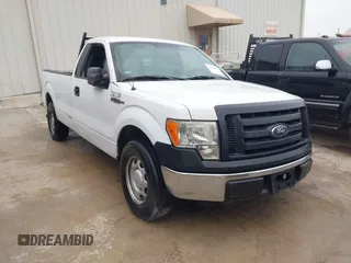 2012 Ford F-150 XL with VIN 1FTMF1CM0CKD89431, listed as a IAAI auction lot 41843682 with 217,032 mi miles. Bid and sale history available at carsss.com. Image 1.