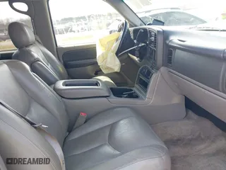 2003 Chevrolet Tahoe Z71 with VIN 1GNEK13Z13R166468, listed as a IAAI auction lot 41848131 with 163,738 mi miles. Bid and sale history available at carsss.com. Image 5.