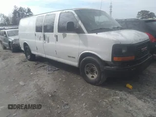 2003 GMC Savana z VIN 1GTGG29U731104401, wystawiony jako IAAI lot #41452030 z przebiegiem 334 867 mil mil oraz . Historia ofert i sprzedaży dostępna na DreamBid. Obrazek 1.