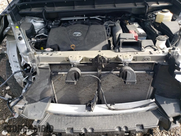 2021 Toyota Highlander XLE with VIN 5TDGZRBH0MS138927, listed as a Copart auction lot 61355215 with 54,864 mi miles and Salvage title. Bid and sale history available at DreamBid. Image 11.