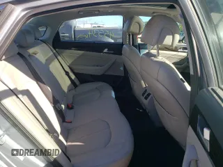 2016 Hyundai Sonata Hybrid Limited with VIN KMHE34L12GA031744, listed as a Copart auction lot 60366222 with 45,534 mi miles. Bid and sale history available at carsss.com. Image 6.