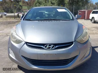 2013 Hyundai Elantra Limited with VIN KMHDH4AE9DU711301, listed as a IAAI auction lot 41845959 with 173,651 mi miles. Bid and sale history available at carsss.com. Image 6.