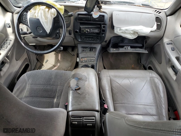 2000 Mercury Mountaineer with VIN 4M2DU66P2YUJ35413, listed as a Copart auction lot 52535624 with 343,752 mi miles and Salvage Title. Bid and sale history available at carsss.com. Image 8.