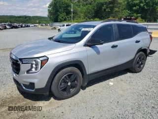 2022 GMC Terrain SLE z VIN 3GKALMEV2NL209407, wystawiony jako Copart lot #55347855 z przebiegiem 55 453 mil mil oraz Szkody całkowita. Historia ofert i sprzedaży dostępna na DreamBid. Obrazek 1.